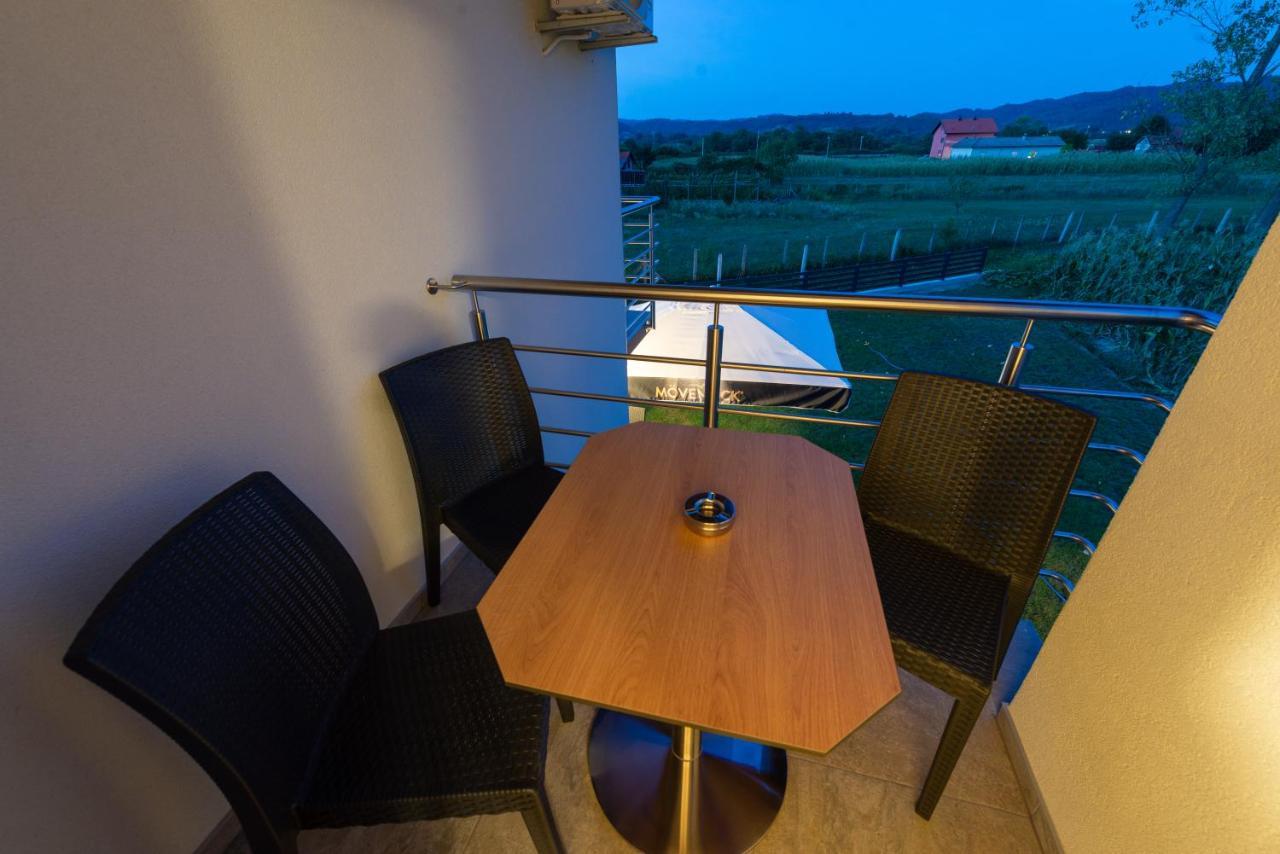 Maison d'hôtes Sobe Mili Ozren à Doboj Extérieur photo